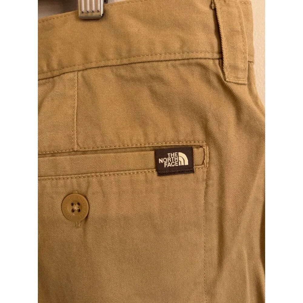 North Face Men’s Khaki Cotton Shorts 38 Hiking Tan Gorpcore NWOT